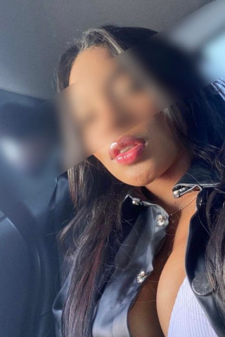 Adhara escort de lujo en Barcelona